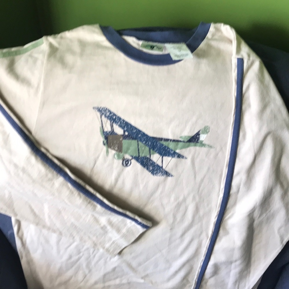 ✈️ Heartstrings Airplane Shirt ✈️